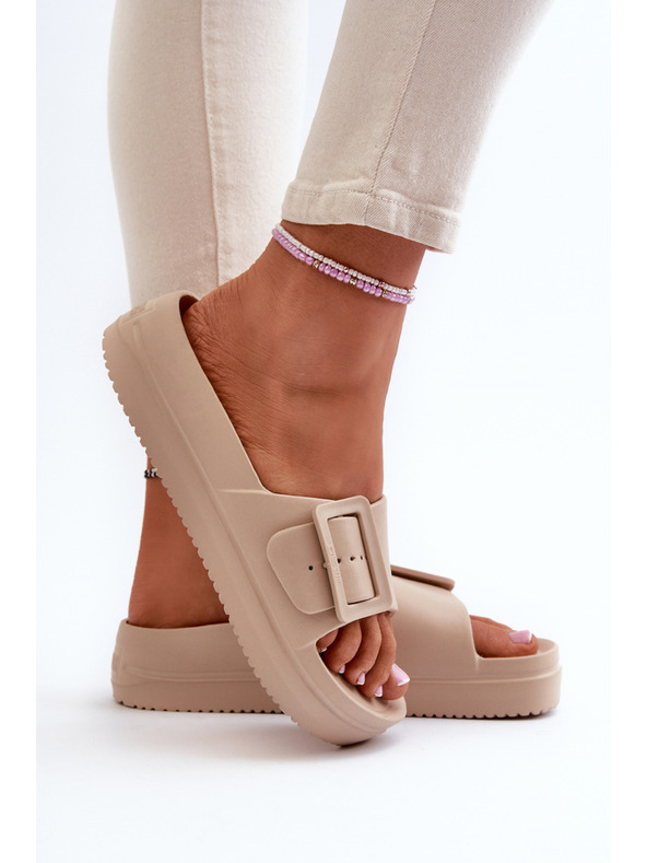 BIG STAR SHOES Női platformos habszivacs papucs csattal Big Star bézs színű