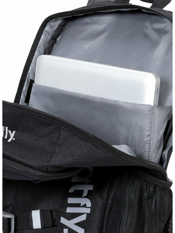 Meatfly Meatfly hátizsák Basejumper Fekete 22 L + TOLLTARTÓ AJÁNDÉKBA | Fekete | Térfogat 22 L