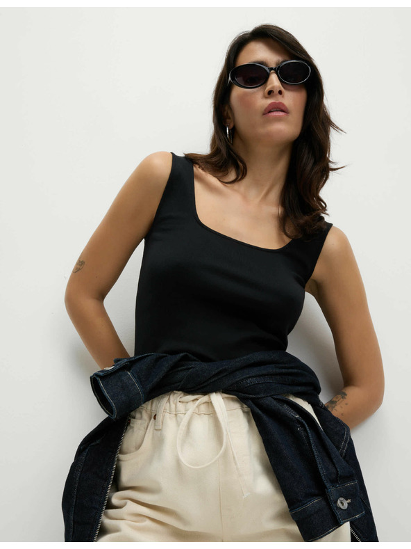 Marks & Spencer Szögletes nyakú ujjatlan felső Marks & Spencer