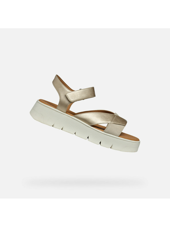 Geox Arany női szandál Geox Dandra 40