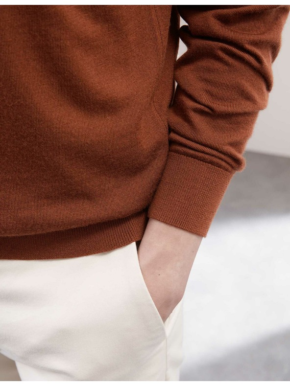 Marks & Spencer Nyakbahúzós pulóver extra finom merinói gyapjúból, barna Marks & Spencer