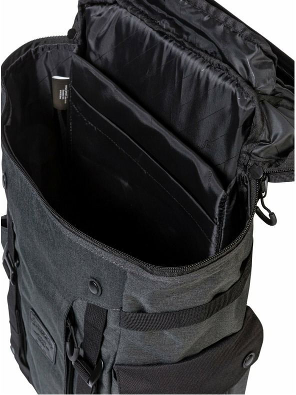 Meatfly Meatfly hátizsák Scintilla Charcoal/Black 26 L | Fekete | Térfogat 26 L