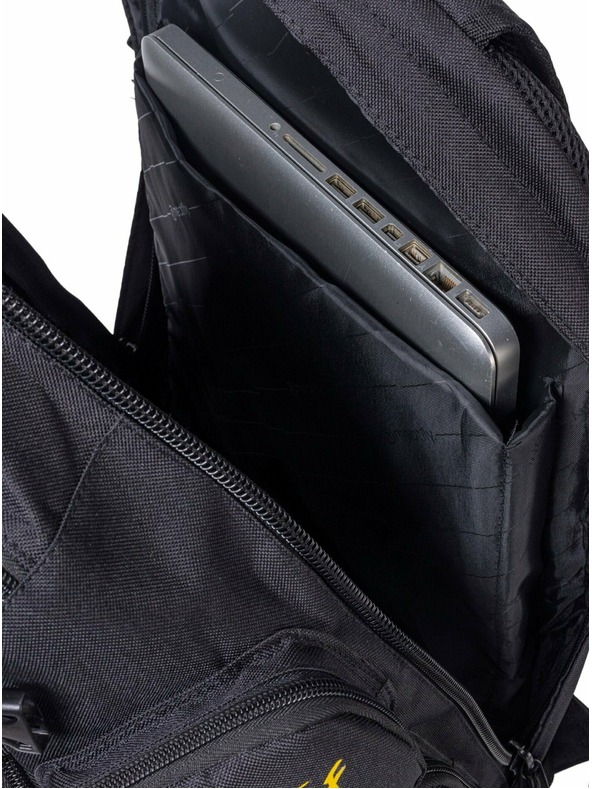 Meatfly Meatfly hátizsák Raiden Black Big Shock/Michek 28 L