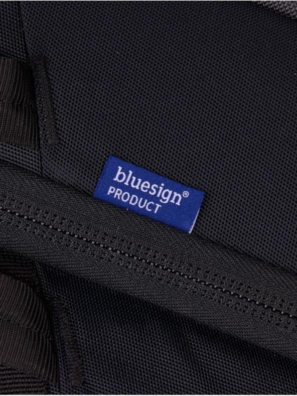 Thule Fekete 90 literes Thule Subterra 2 trolitáska