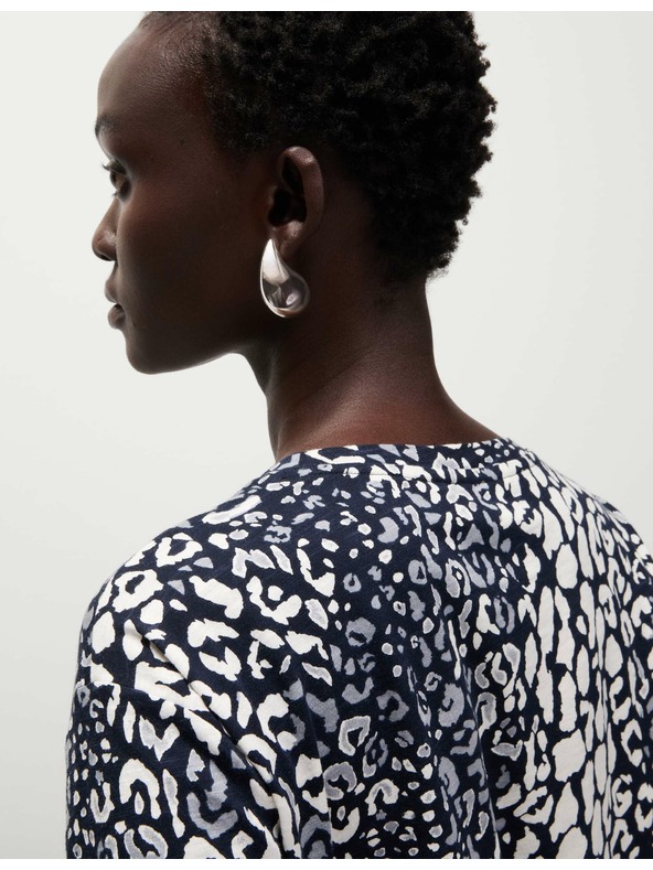 Marks & Spencer Nyomtatott pamut/modálkeverék póló Marks & Spencer tengerészkék