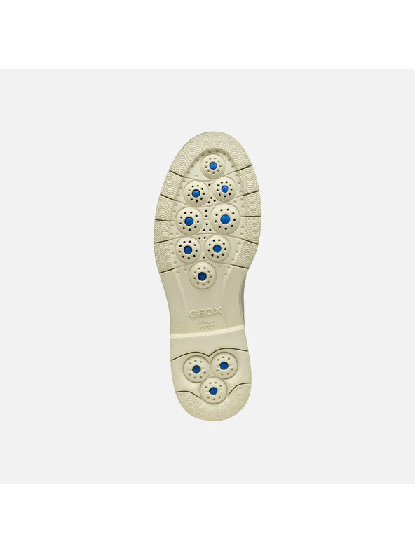 Geox Krémes Geox Spherica EC1 női mokaszín