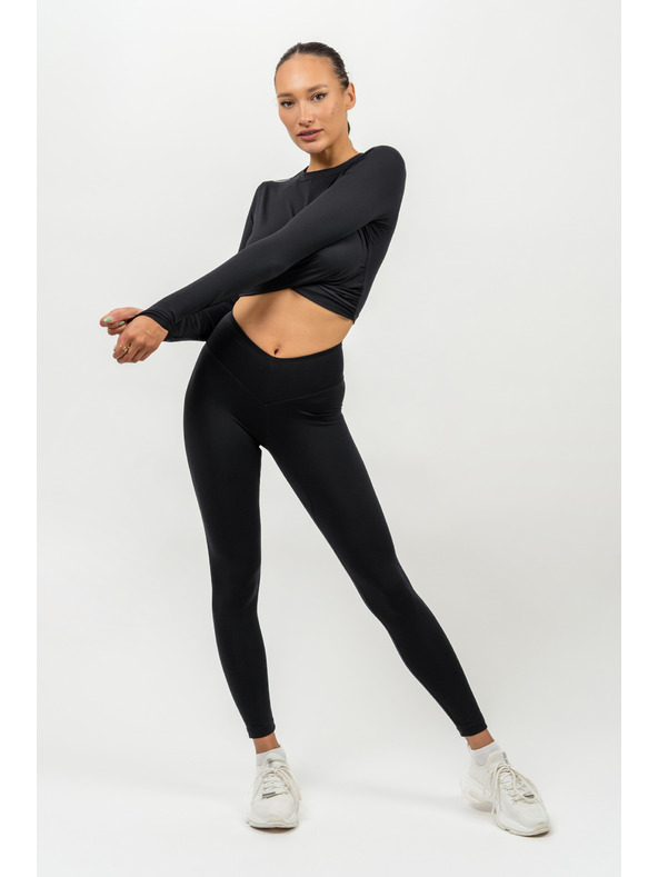 Nebbia Crop top hosszú ujjakkal ELEVATED 468