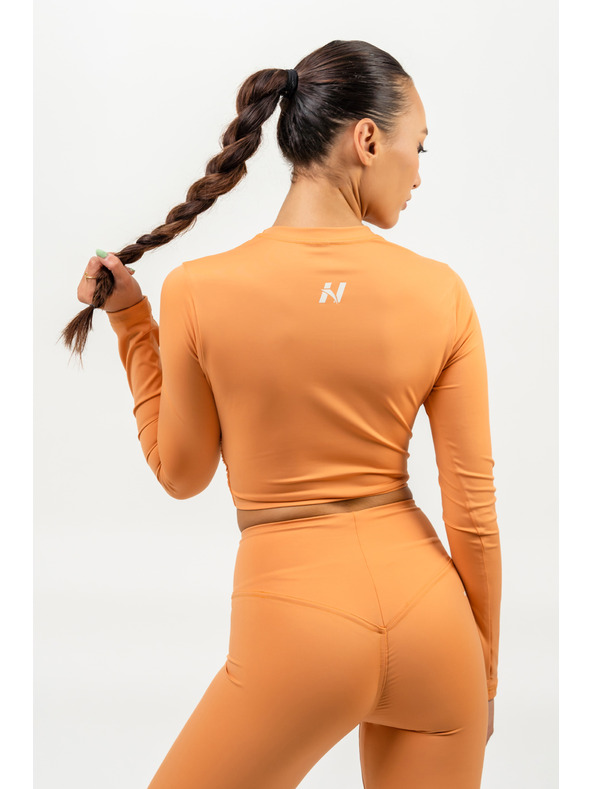 Nebbia Crop top hosszú ujjakkal ELEVATED 468