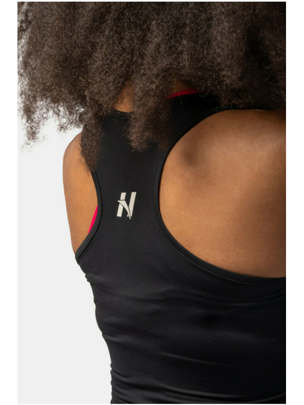 Nebbia Sportos, karcsúsított szabású crop póló 422 Fekete