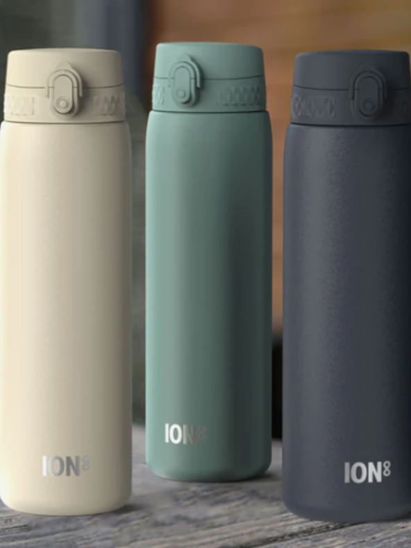 ION8 Sötétkék rozsdamentes termosz Ion8 One Touch Ash Navy (500 ml)