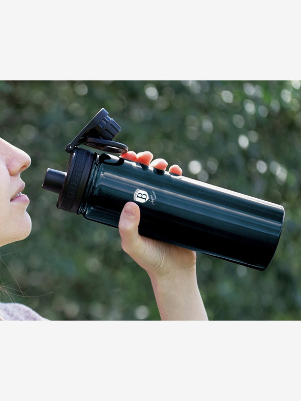 Berlingerhaus 0,54 l-es sportös rozsdamentes acél palack BERLINGERHAUS Türkiz Metallic Line