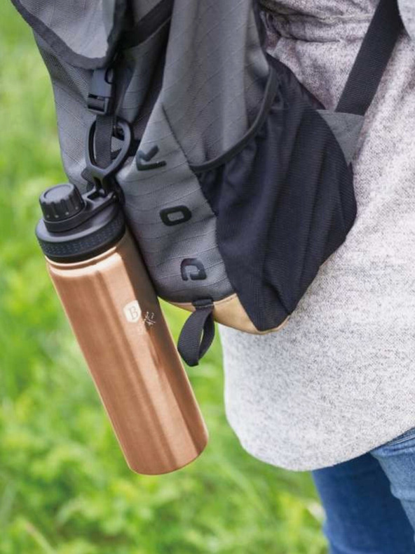 Berlingerhaus Rozsdamentes acél sport palack 0,72 l BERLINGERHAUS Rosegold Metallic Line