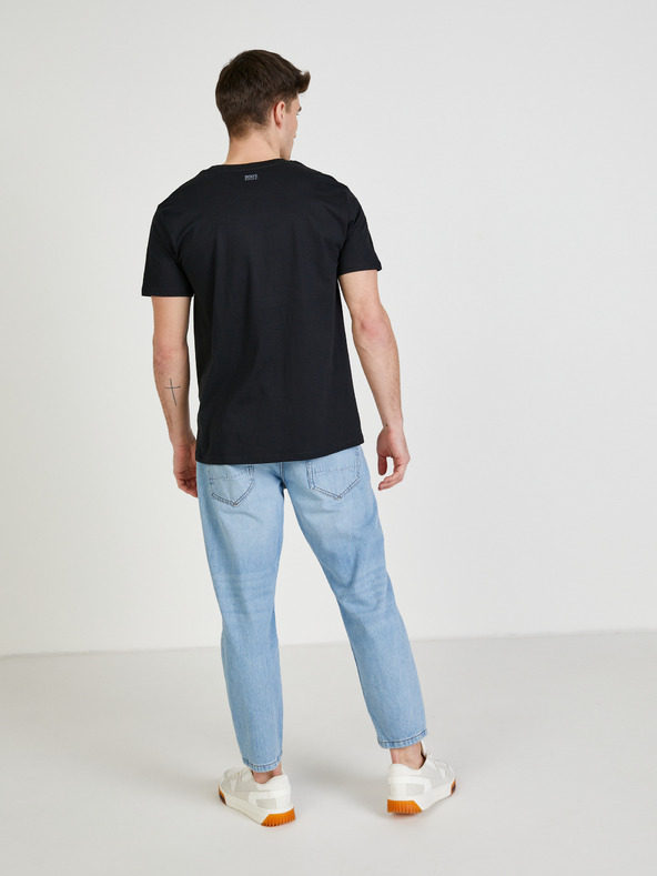 DOBRO Fekete férfi póló No need for words a DOBRO. for Ukraine kollekcióból