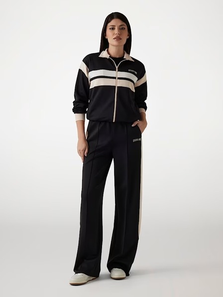 Guess Jeans Guess jeans fekete egyenes szabású női jogging nadrág