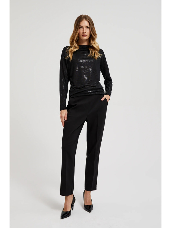 Moodo Fekete fodros nyakú hosszú ujjú blúz