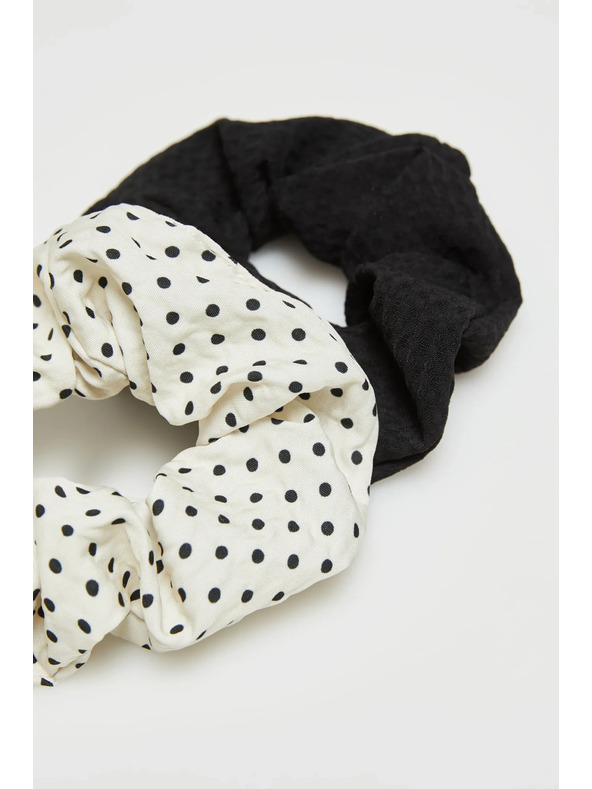 Moodo Fekete hajgumi