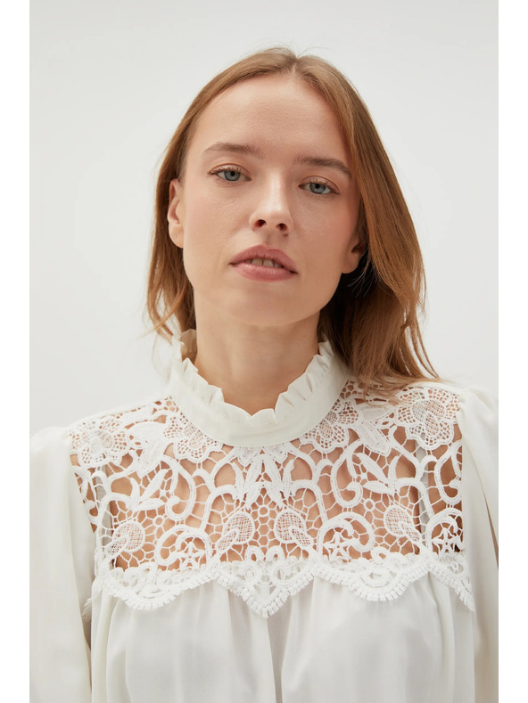 Moodo Fehér csipkés női blúz