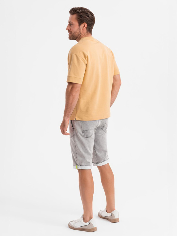 Ombre Clothing Férfi farmer rövidnadrág díszvarrással - világosszürke