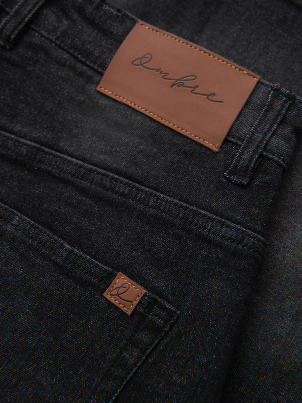 Ombre Clothing Férfi farmer rövidnadrág felhajtott szárral - fekete