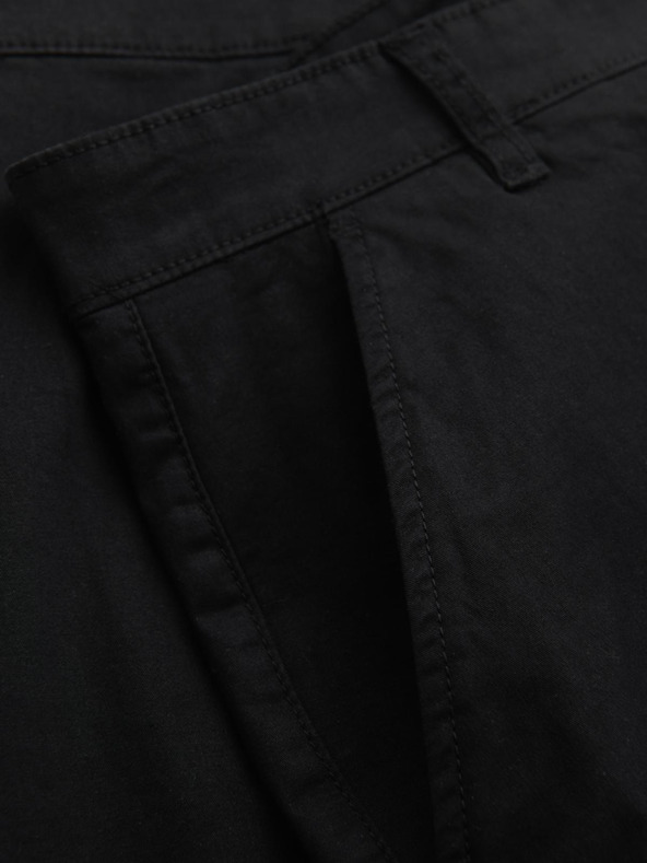 Ombre Clothing Férfi klasszikus chino rövidnadrág felhajtott szárral - fekete