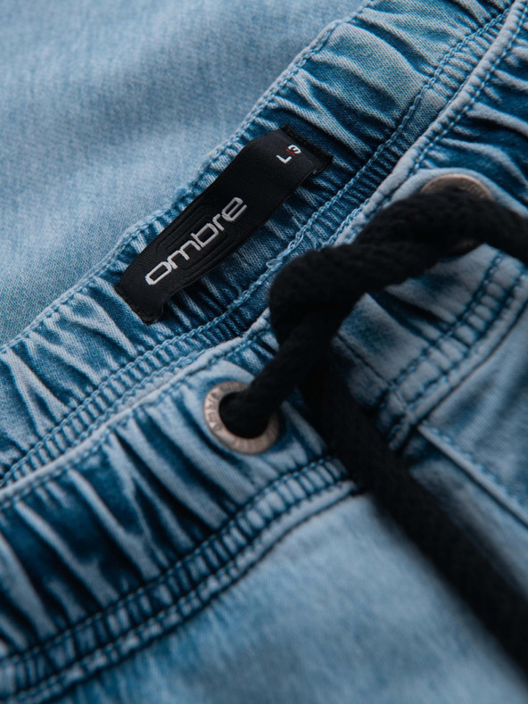 Ombre Clothing Férfi rövid farmer rövidnadrág díszvarrással - világoskék