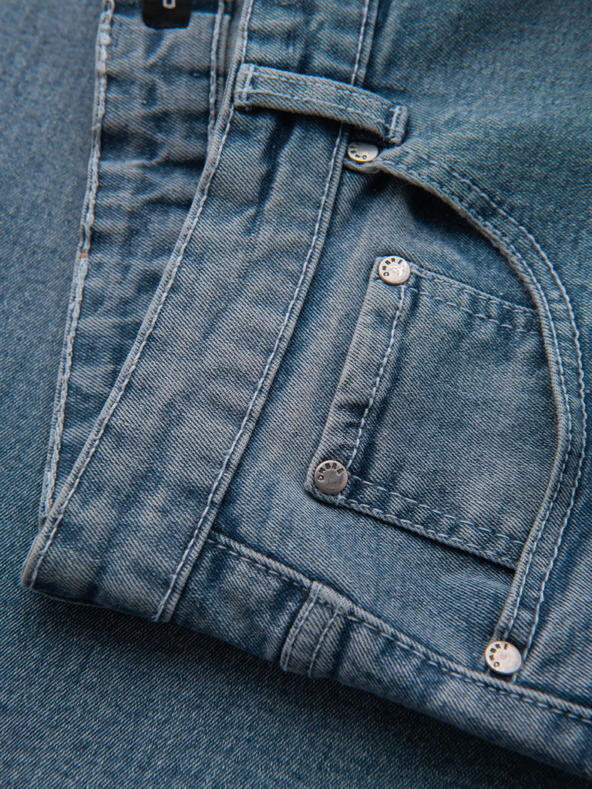 Ombre Clothing Férfi farmer rövidnadrág felhajtott szárral - világoskék