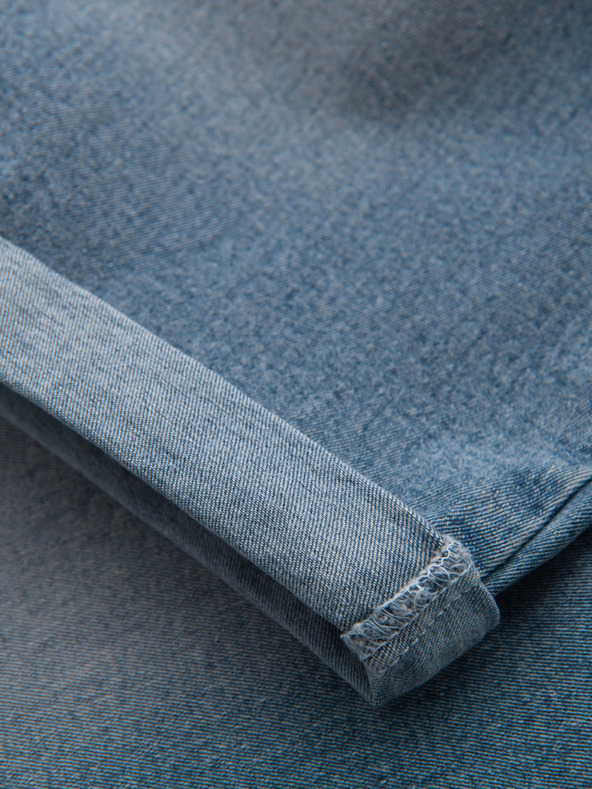 Ombre Clothing Férfi farmer rövidnadrág felhajtott szárral - világoskék