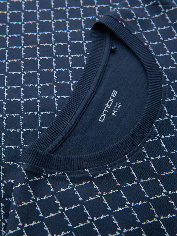 Ombre Clothing Férfi kötött póló teljes felületű nyomattal - sötétkék