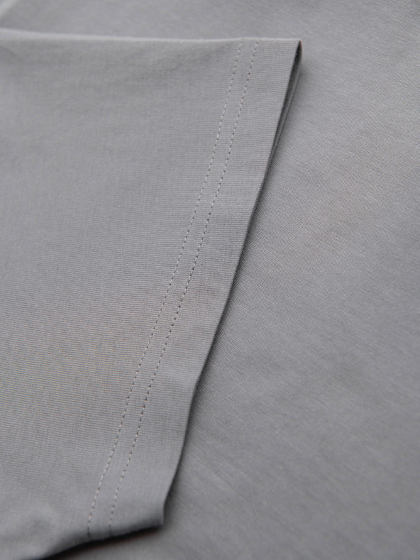 Ombre Clothing Férfi póló gombos nyakkivágással és velúr szegéllyel - szürke