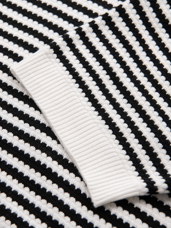 Ombre Clothing Férfi kötött gomblyuk nélküli pólóing tengeri csíkokkal - fekete-fehér