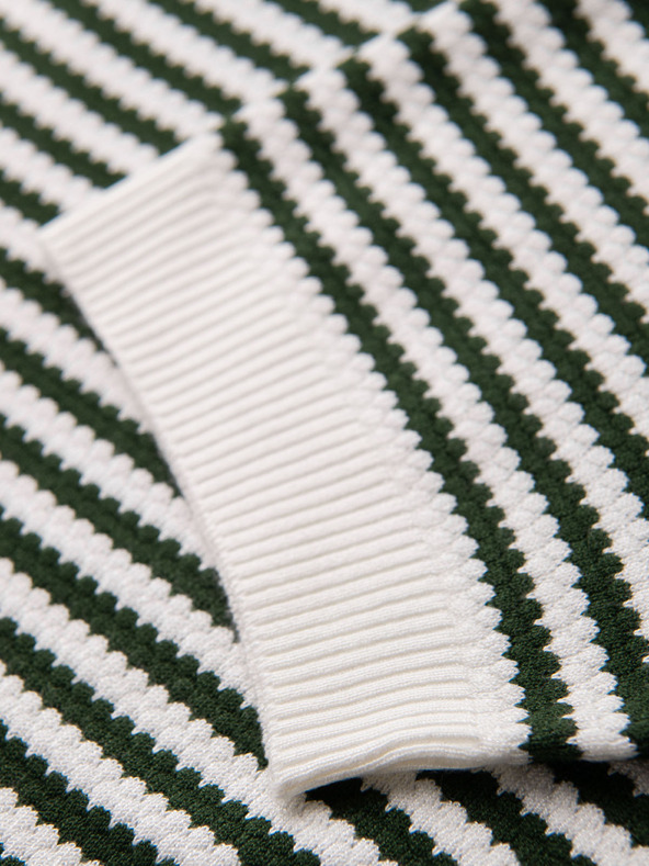 Ombre Clothing Férfi kötött gomblyuk nélküli pólóing tengeri csíkokkal - fehér és olívazöld