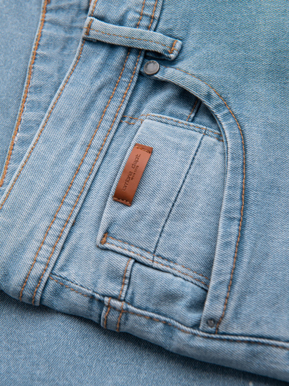 Ombre Clothing Férfi farmer rövidnadrág szakadt szárral - világoskék