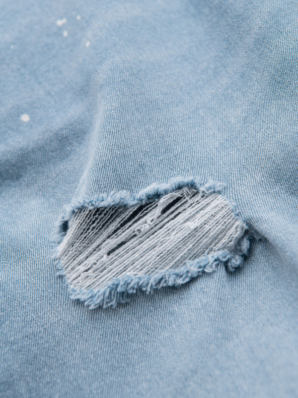 Ombre Clothing Férfi farmer rövidnadrág szakadt szárral - világoskék