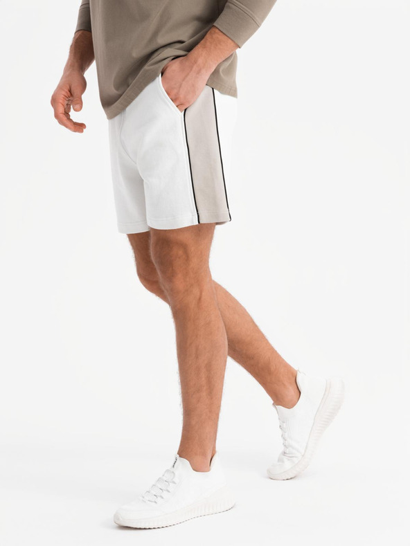 Ombre Clothing Férfi rövid melegítő rövidnadrág széles csíkokkal - fehér