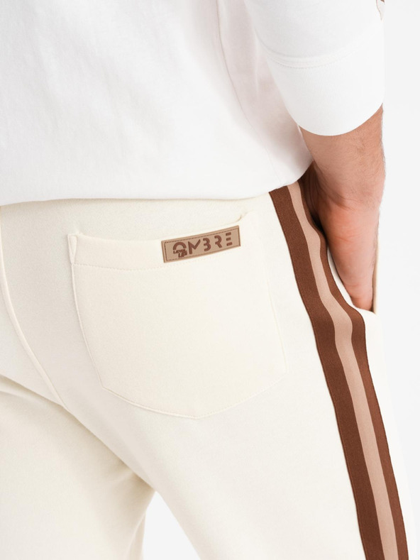 Ombre Clothing Férfi melegítőnadrág szegéllyel és bordázott szegélyű szárral - krém