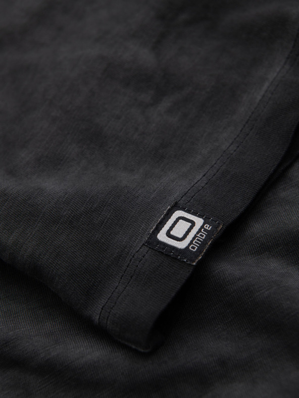 Ombre Clothing Férfi V-nyakú pamut póló mosott hatással - fekete