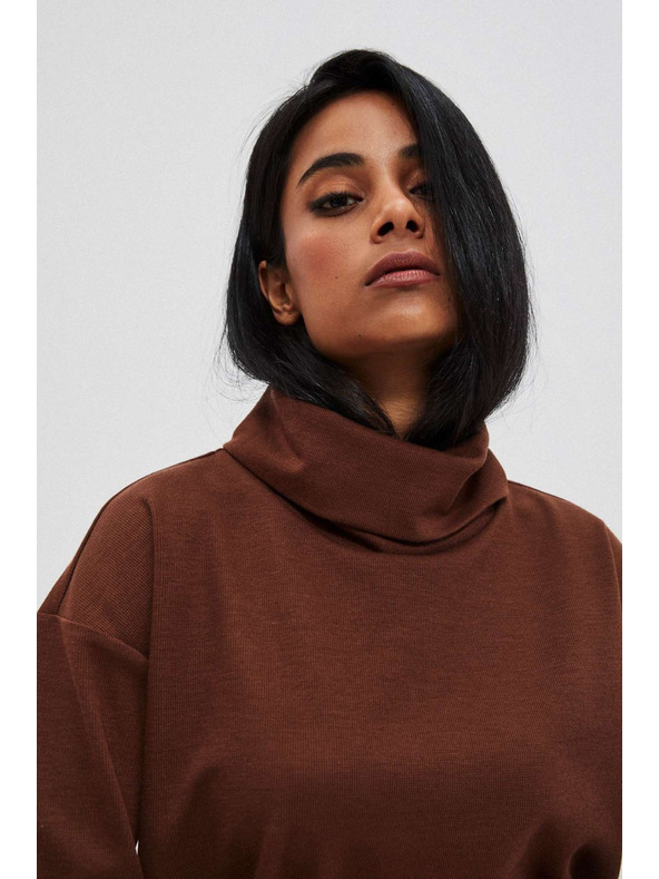 Moodo Barna garbó pulóver