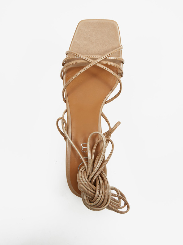 Ojju Bézs színű női csipkés sarkú szandál OJJU