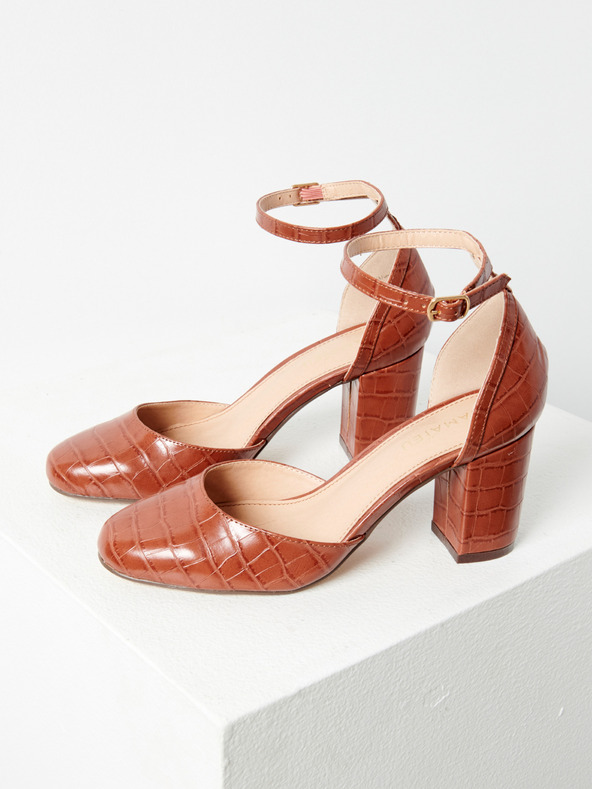 CAMAIEU Barna szíjas magassarkú cipő CAMAIEU