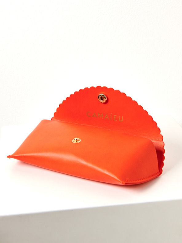 CAMAIEU Piros szemüvegtok CAMAIEU