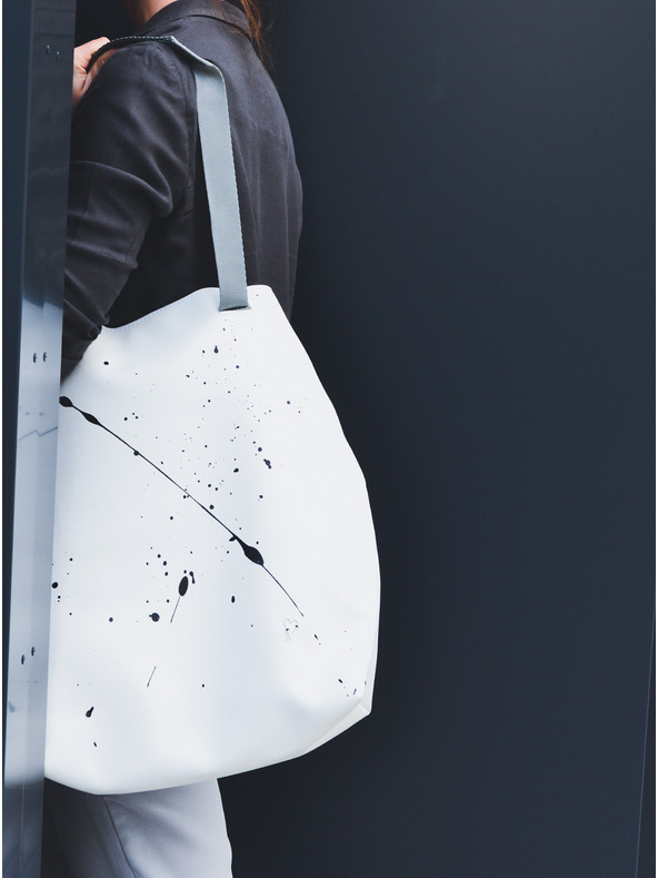 Xiss Női fehér mintás hátizsák Xiss Splashed White City Red fröccsöntött fehér