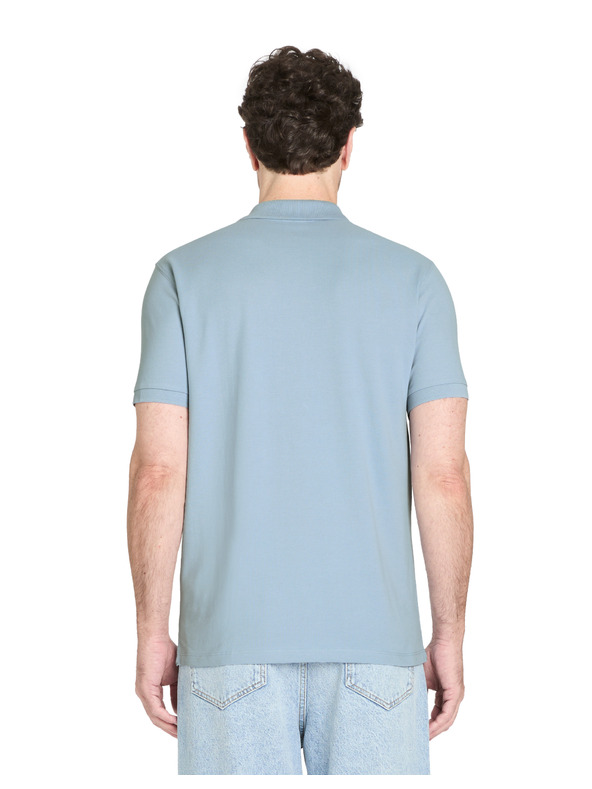 Celio Pólóing pique Teone