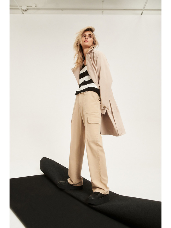 Moodo Bézs zsebes nadrág