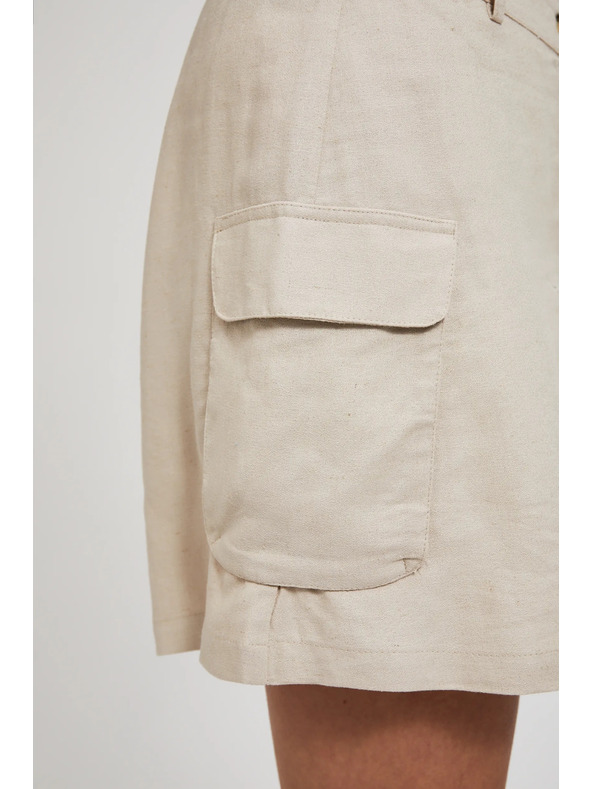 Moodo Krémes rövidnadrág zsebbel