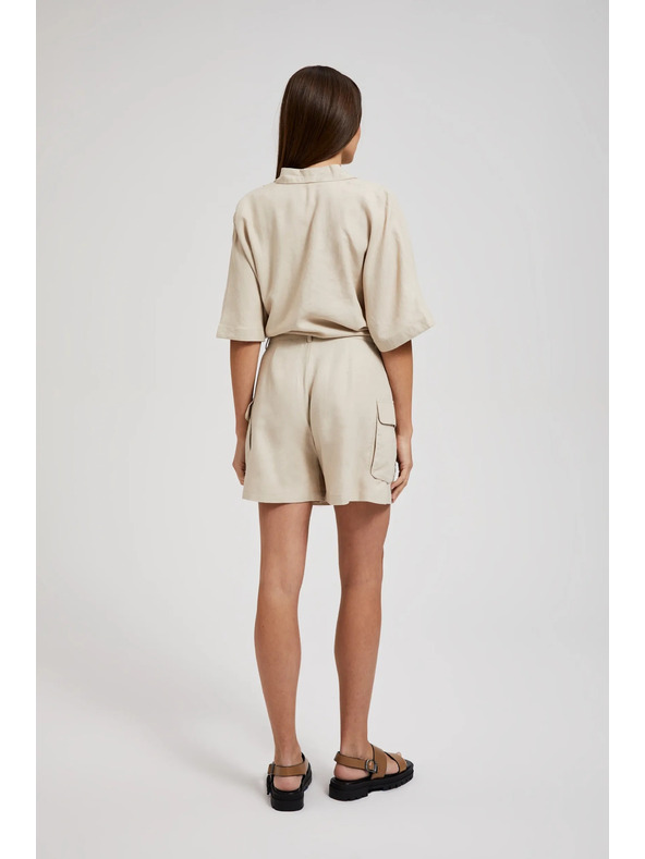 Moodo Krémes rövidnadrág zsebbel