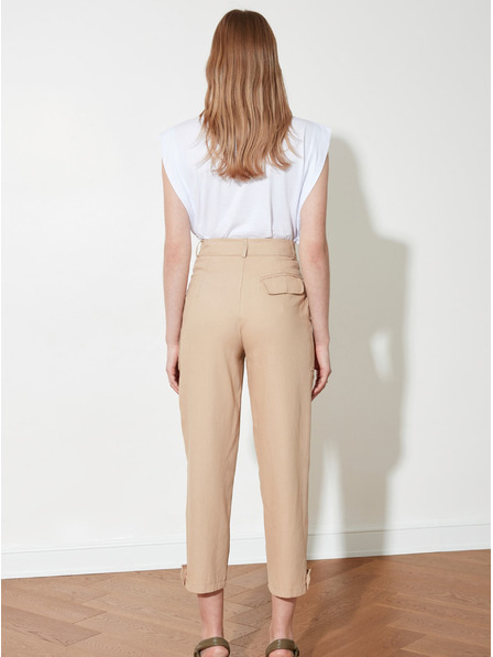 Trendyol Bézs női csípős nadrág zsebekkel Trendyol