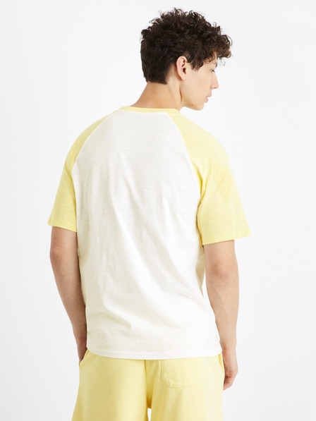 Celio Sárga-fehér férfi Celio Ceraglan Happiness póló