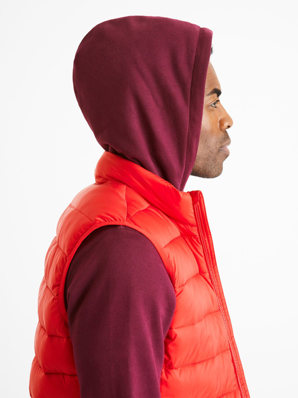 Celio Piros férfi steppelt mellény Celio Bulock