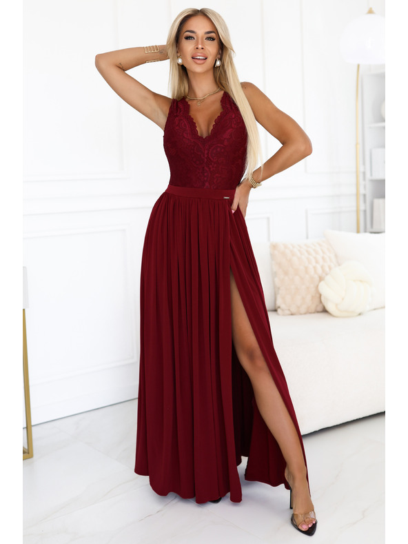 numoco Hosszú LEA ruha csipke kivágással és oldalsó hasítékkal - bordó