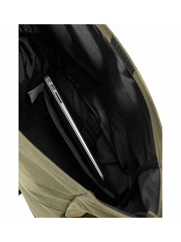 Meatfly Meatfly Holler hátizsák Olivine 28 L | Fekete | Térfogat 28 L